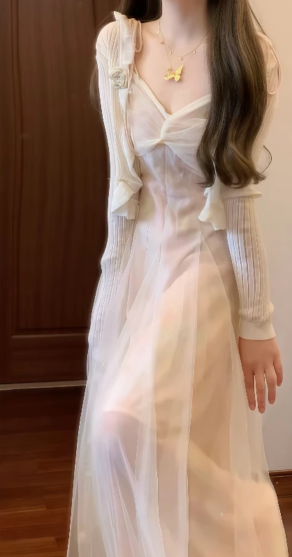 Gentle and elegant mesh suspender dress, beautiful waist and elegant long skirt R0490