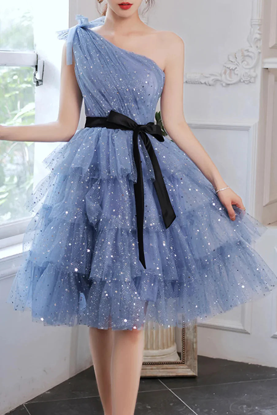 Shimmering Homecoming Dress One Shoulder Tulle Sequins Cascade Short Prom Dress Back to School Outfits Party Dress  D6101