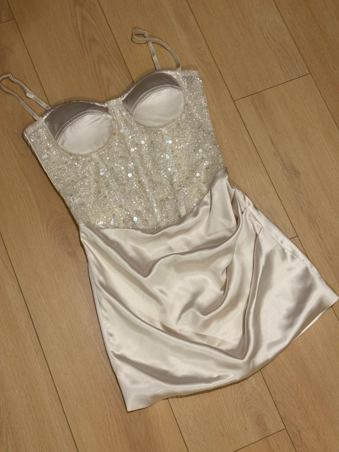 Sexy Homecoming Dress Strapless Pleated Beading Short Prom Dress Back to School Outfits Birthday Party Dress  D5025