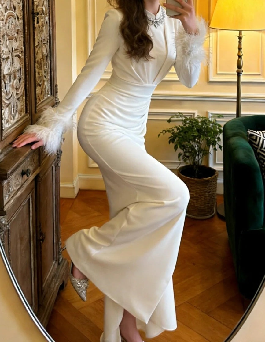 Stunning Prom Dress White Crew Neck Pleated Mermaid Gala Gown Formal Evening Dress Graduation Outfits     D5110