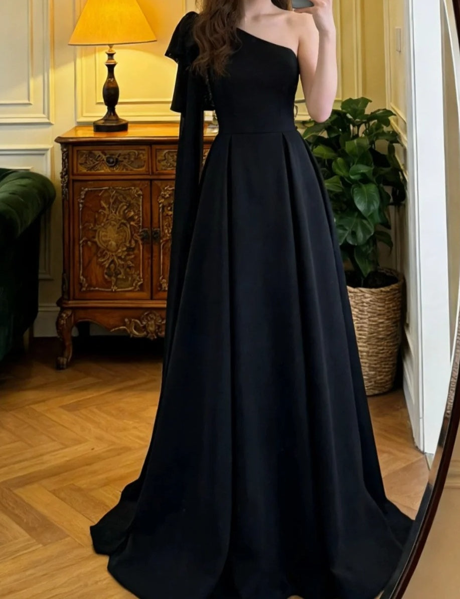 Elegant Prom Dress Black A Line One Shoulder Gala Gown Formal Evening Dress Graduation Outfits     D5113