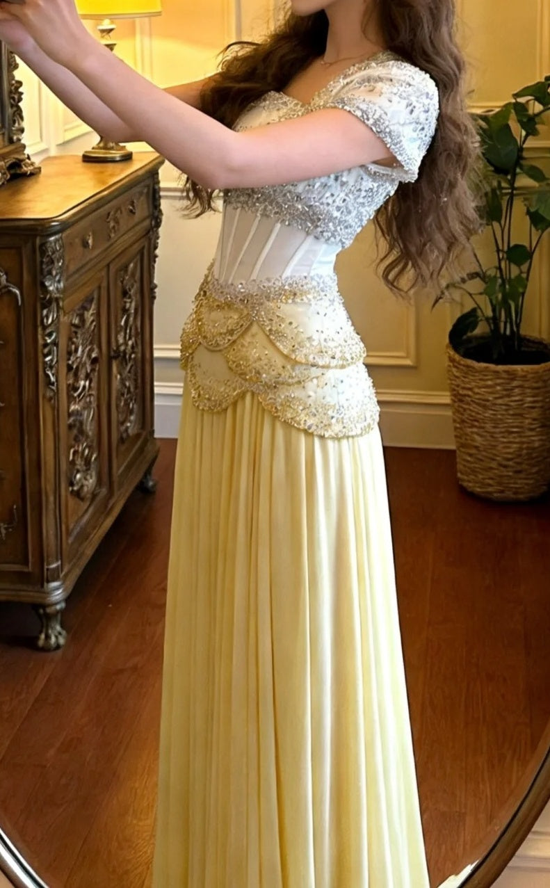 Gorgeous Prom Dress A Line Square Neck Beading Pleated Gala Gown Evening Dress Birthday Party Outfits     D5123