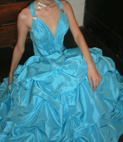 Pretty Prom Dress A Line V-neck Pleated Gala Gown Evening Dress Birthday Party Outfits     D5160