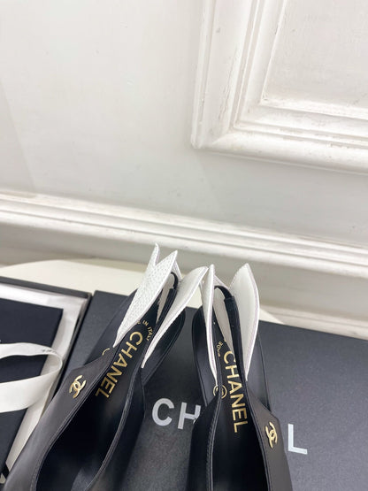 CC 26 SS Open-Back Sandals 7.5cm Black White Calfskin 586931