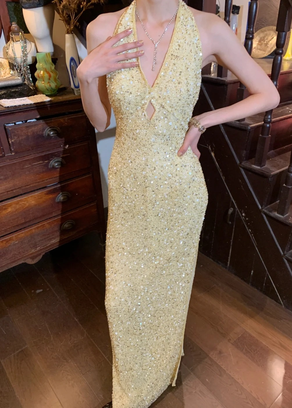 Shiny 90s Prom Dress Light Yellow V-neck Slit Gala Gown Formal Evening Dress 18th Birthday Party Dress    D5224