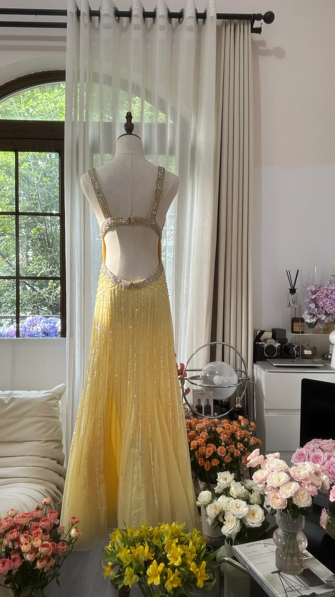Retro Yellow Shinny Backless Design A-line Elegant Chiffon Evening Dress Prom Dress D1482