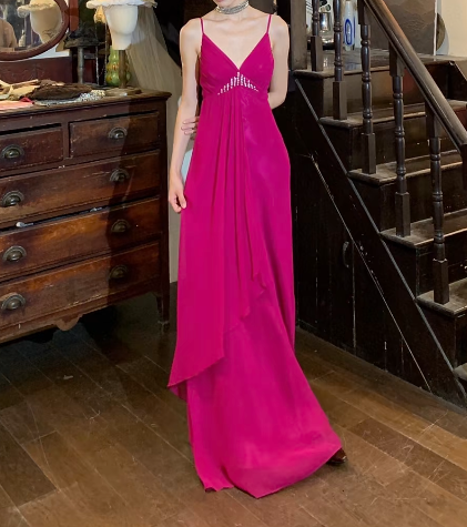 Chic Prom Dress Spaghetti Straps Pleated Gala Gown Evening Dress Birthday Party Dress    D5260