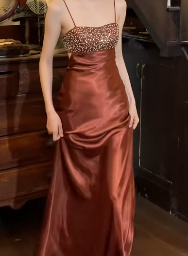 Retro 90s Prom Dress A Line Satin Spaghetti Straps Backless Gala Gown Evening Dress    D5283
