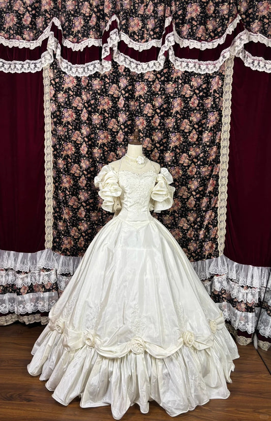 Retro Beige Off-the-shoulder A-Line Satin Quinceanera Dresses Evening Ball Gowns, D1333