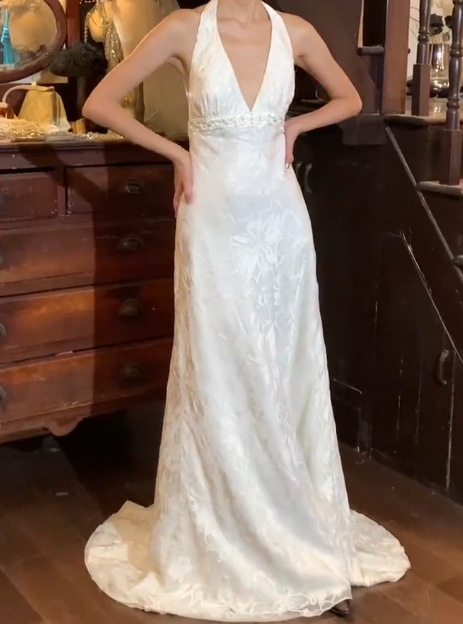 Elgant 90s Prom Dress White V-neck Backless Gala Gown Evening Dress Wedding Dress   D5305