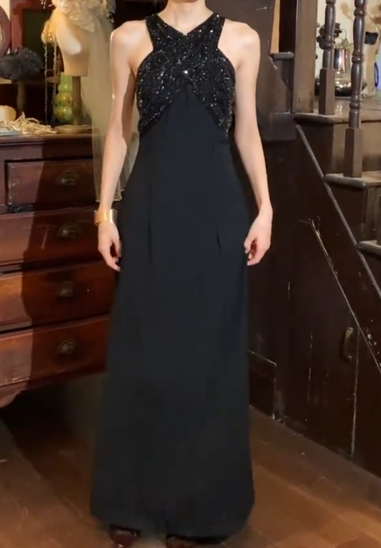 Retro 90s Prom Dress Black V-neck Gala Gown Evening Dress Formal Dress   D5316