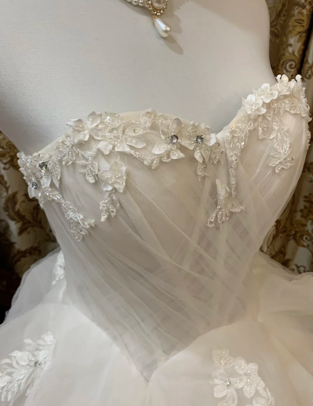 Pretty Wedding Dress White Sweetheart Pleated Tulle Wedding Dress   D5389