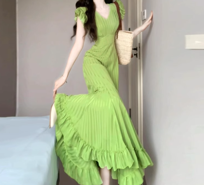 Retro green dress high-grade v-neck temperament step by step lotus fishtail skirt R0735