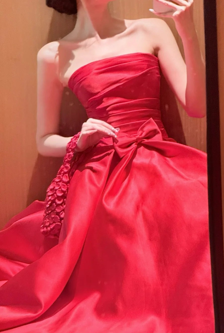 Charming Prom Dress Satin A Line Strapless Pleated Gala Dress Evening Dress       D5479