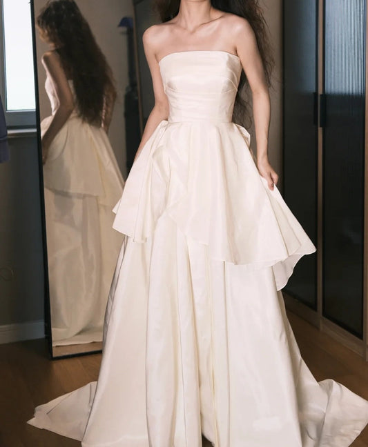 Elegant Wedding Dress White Strapless Satin Wedding Dress   D5489
