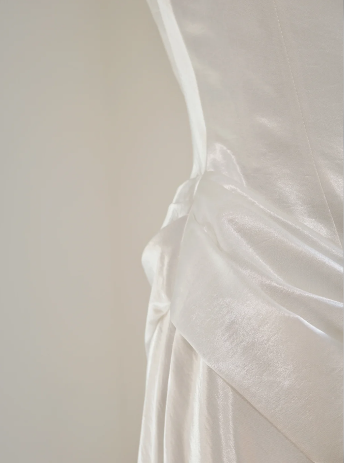 Elegant White Strapless Satin Pleated Mermaid Long Party Dress Birthday Prom Dress D2148