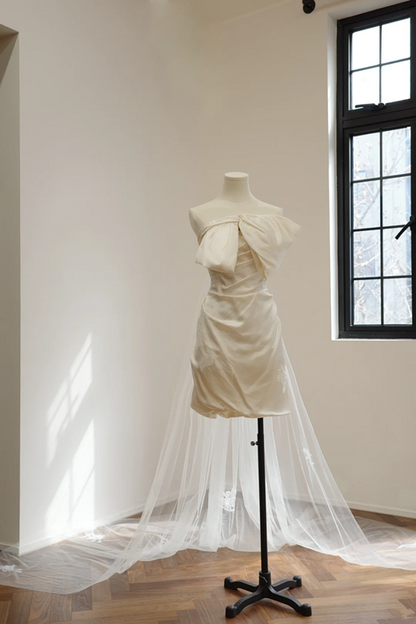 Off-white strapless fitted satin short ball gown, bridal dress R8552