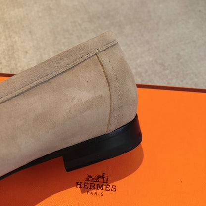 Royal Loafer Beige Suede Calfskin With Fringe Detail And Silver Signature Buckle 509436