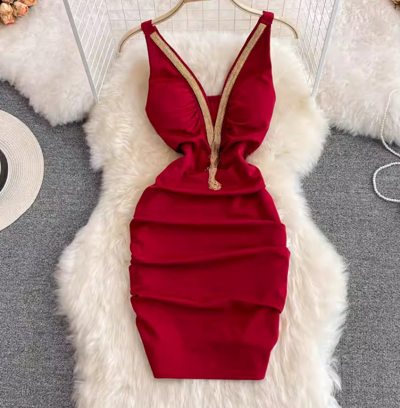 Fashionable slim fit sexy V-neck low-cut slit irregular sleeveless slim fit short hip dress R0369