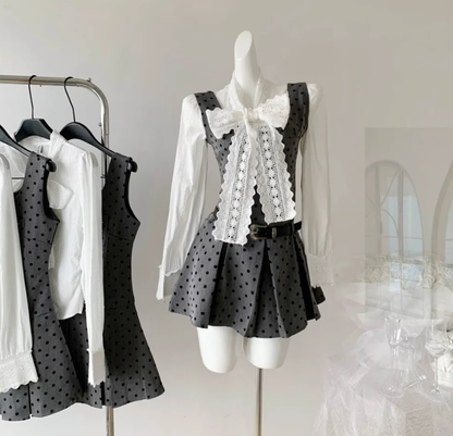 Gray polka dot suspender dress slim French retro lace bow tie shirt two-piece suit R0043
