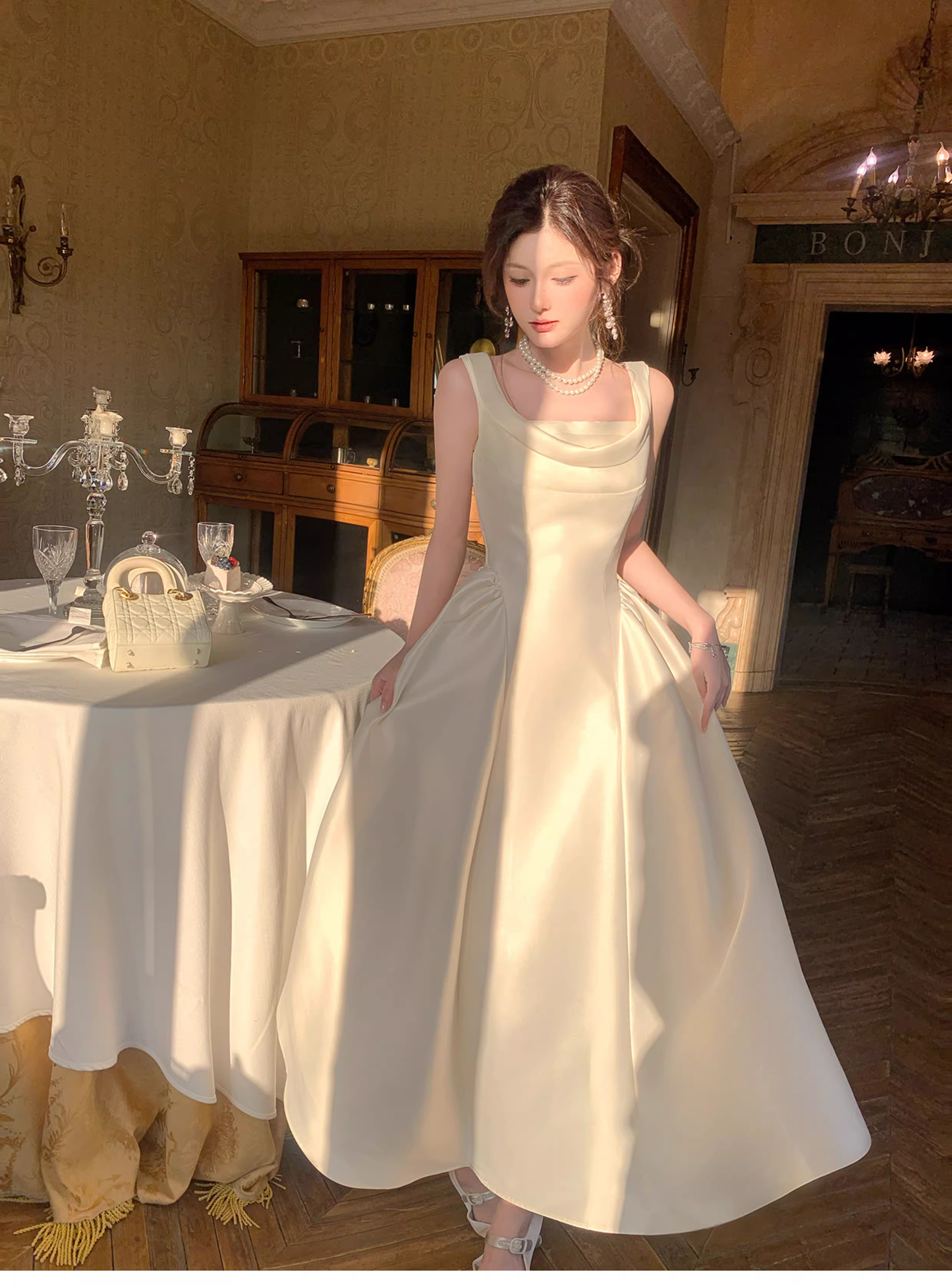 Elegant White Sleeveless Satin A Line Long Wedding Guest Dress Formal Birthday Evening Dress SP1641