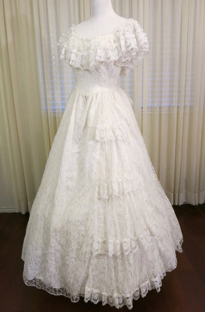 Vintage Off Shoulder Lace Wedding Dress Modest Princess Bridal Gown      S7094