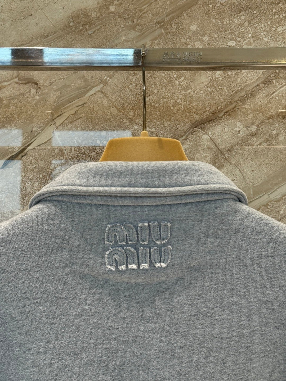 MIUMIU POLO SWEATSHIRT STYLE 652