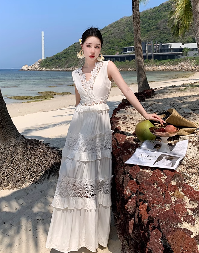 White heavy hollow lace cake dress female holiday style seaside fairy long skirt R0194