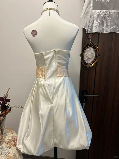 White Strapless Satin Waist Slim Fit Flower Bud Skirt Short Skirt Homecoming Dress R4308
