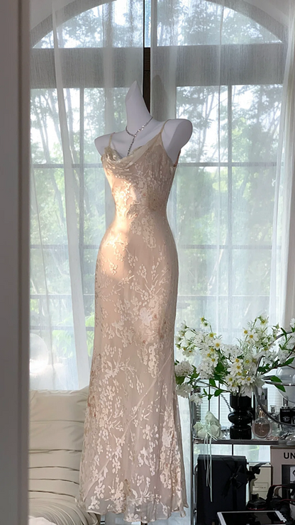 Light pink halter-neck fitted long floral print ball gown R7645
