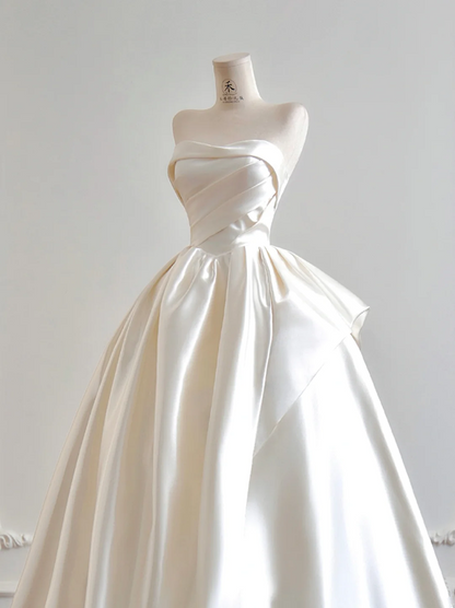 White strapless satin fitted waist ball gown/bridal dress R8165