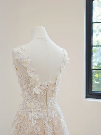 White lace halter-neck fitted long ball gown/bridal dress R8522