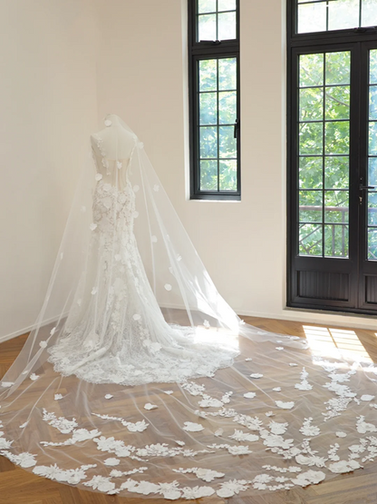 White halter-neck fitted lace floral sexy long ball gown/bridal dress R8482