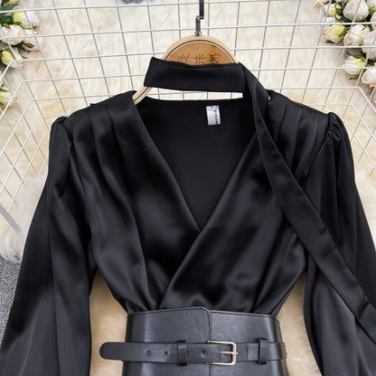 V-neck bubble long-sleeved dress      S3895