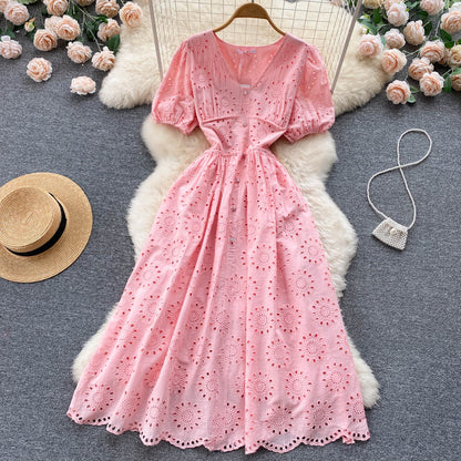 Puff Sleeve V-neck Lace Dress       S4466