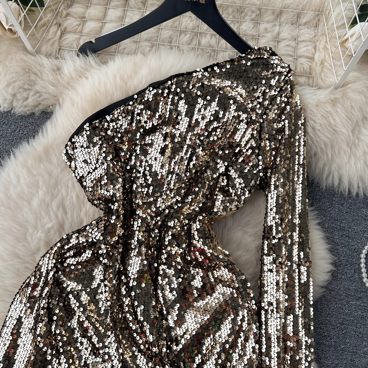 off-shoulder long-sleeved sequined dress for women party dress     S4534