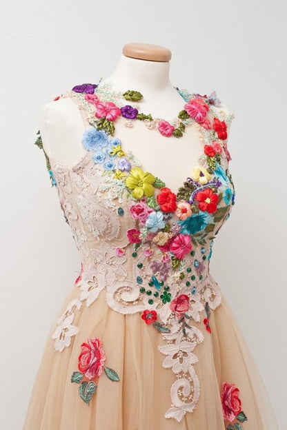 Lovely Open Back Charming Tulle Elegant Prom Dresses Applique Prom Gowns