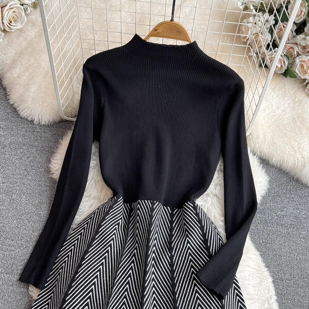 mid-length a-line knitted dress      S3970