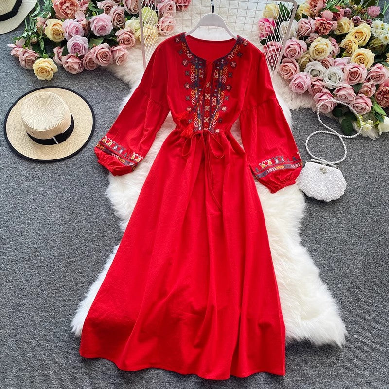 holiday dress women's bohemian beach dress embroidered lantern sleeve style long skirt    S3983