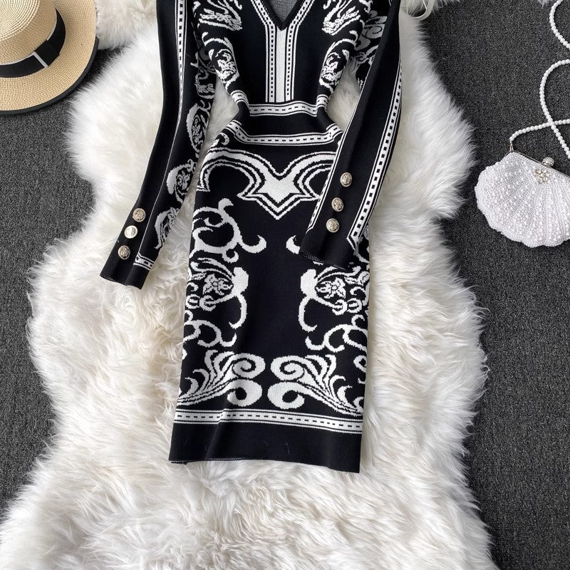 Long-sleeved V-neck knitted dress for women fashionable mid-length sweater skirt    S4233