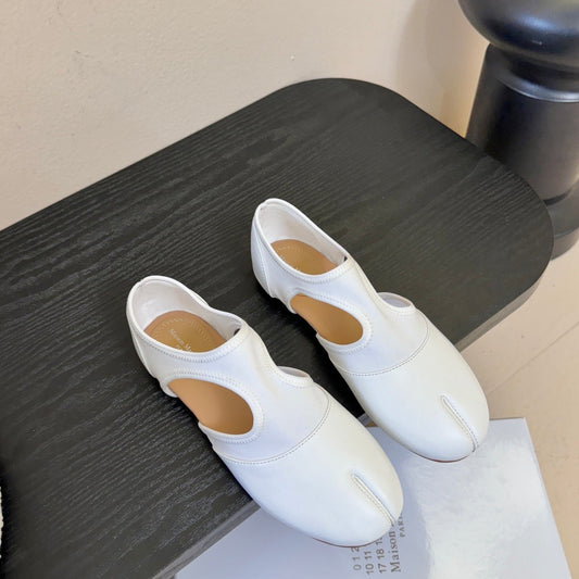 Maison Margiela 26 New Split-Toe White Sheepskin 580456