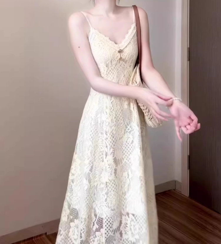 Retro v-neck hollow suspender dress niche waist temperament long skirt R0679