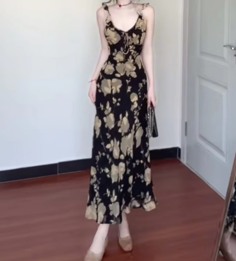 Retro floral suspender dress gentle temperament waist slim hip skirt R0649