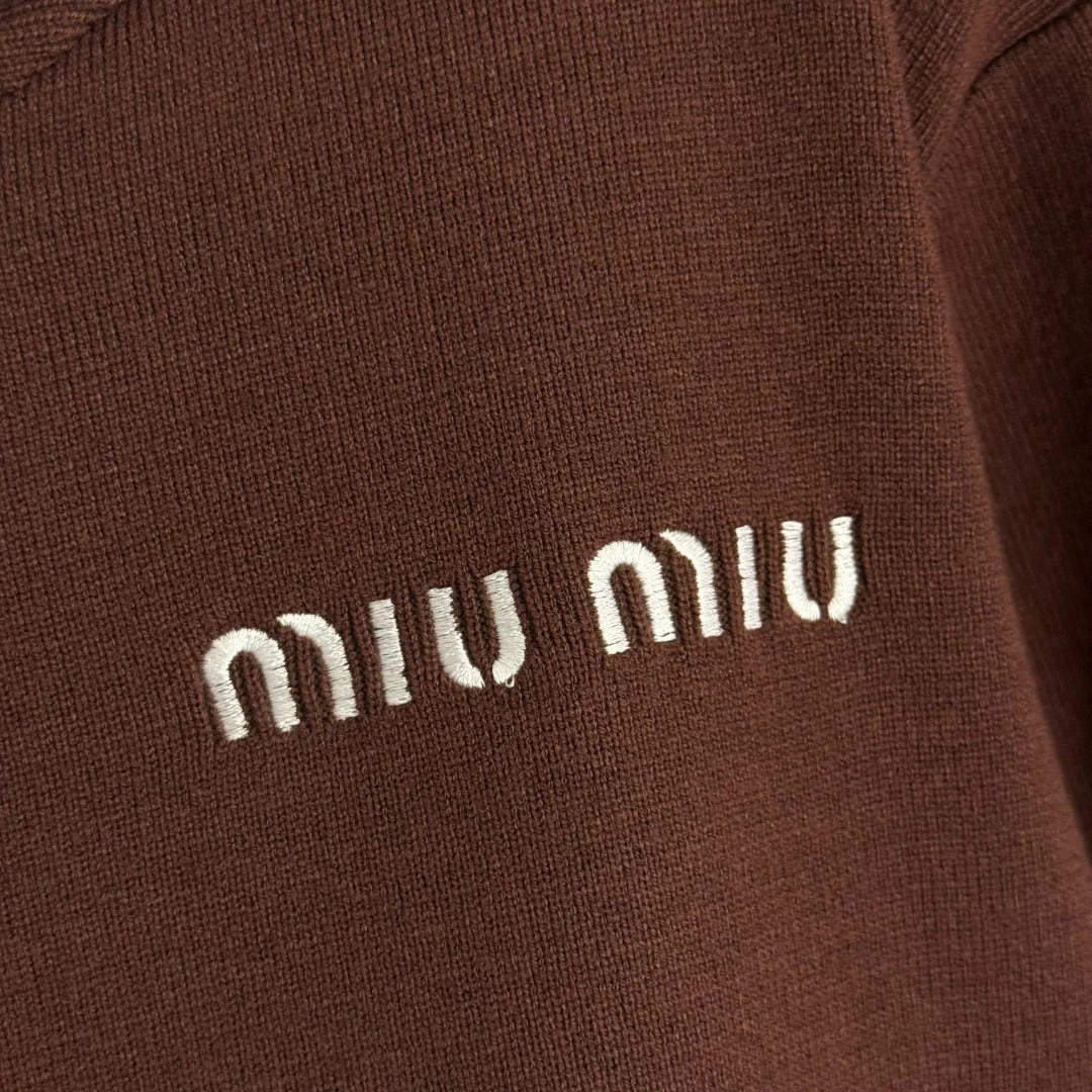 MIUMIU KNIT TOP AND STRAIGHT-LEG PANTS SET STYLE 857
