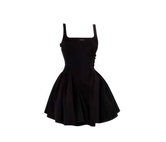 Sexy hot girl little black dress Hepburn style square neck suspender dress French high-end dress R0029