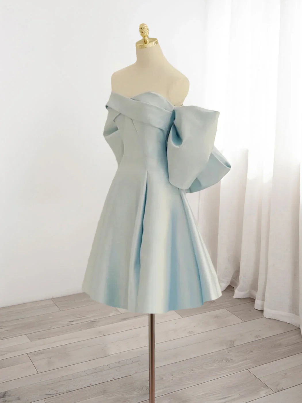 Vintage Light Blue Sweetheart Strapless Bow Design A-line Satin Party Dress Homecoming Dress D1538