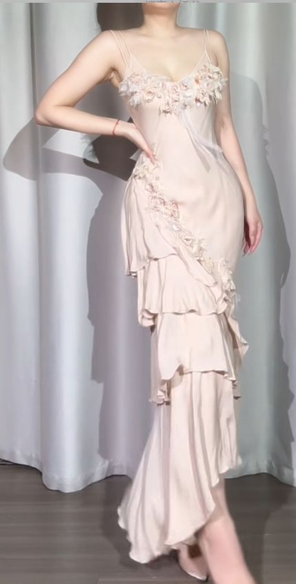 Glamorous Spaghetti Straps Light Pink Satin Appliques Layered Mermaid Prom Dress Evening Dress D1321