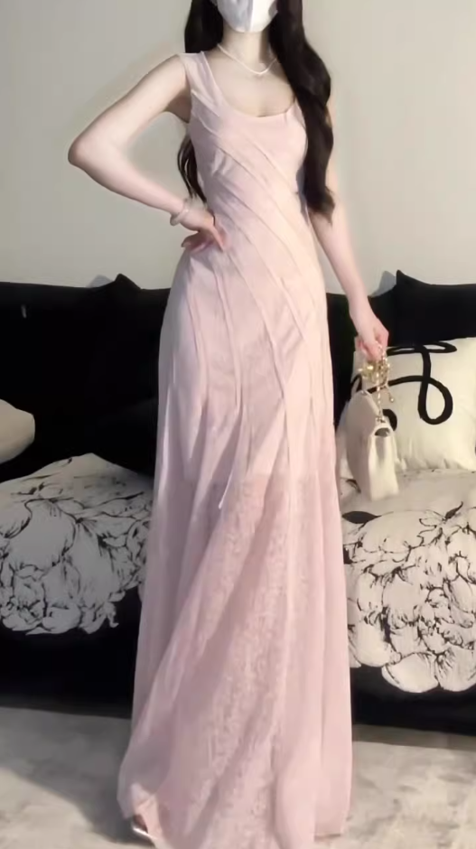 Design pure desire pink vest dress 2025 new seaside vacation gentle temperament slim long skirt R0476
