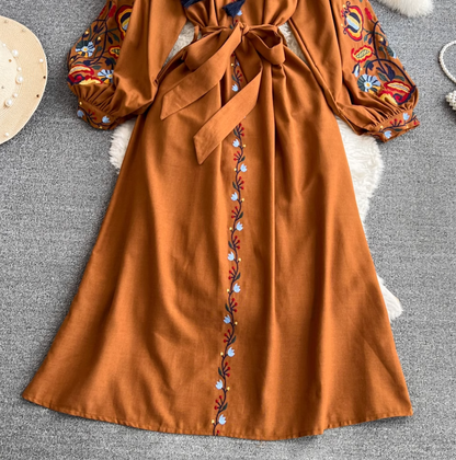 Retro ethnic style lantern sleeve embroidery round neck waist A-line cotton and linen elegant dress R0318