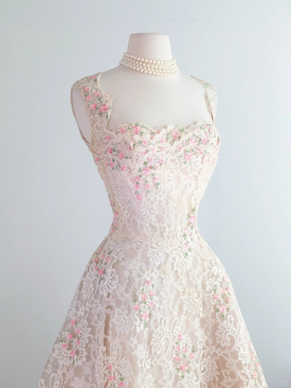 Retro Pink Floral Exquisite Embroidery Design A-Line Short Homecoming Dress Party Dress  D1670